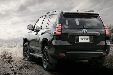 特別仕様車TX“Lパッケージ・Matt Black Edition”（2.7Lガソリン車7人乗り）［ベース車両はTX（2.7Lガソリン車7人乗り）］